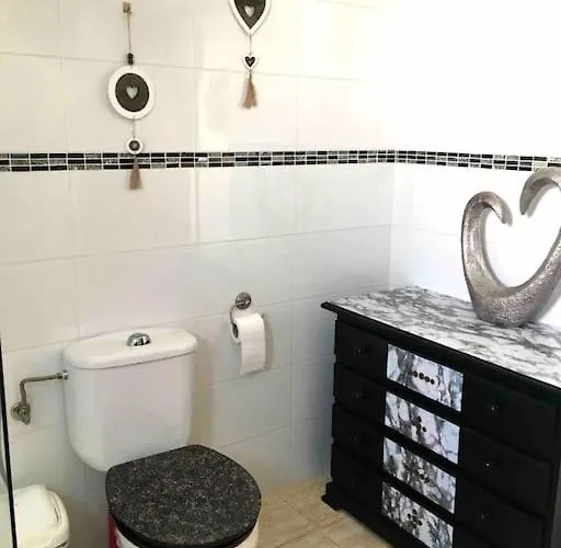 Casa Kazbar, Lovely 1 Bed & Communal Pool