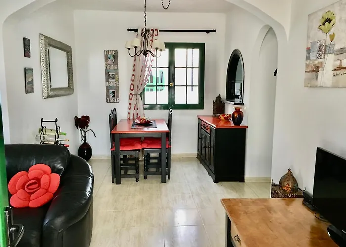 Casa Kazbar, Lovely 1 Bed & Communal Pool Playa Blanca (Lanzarote)