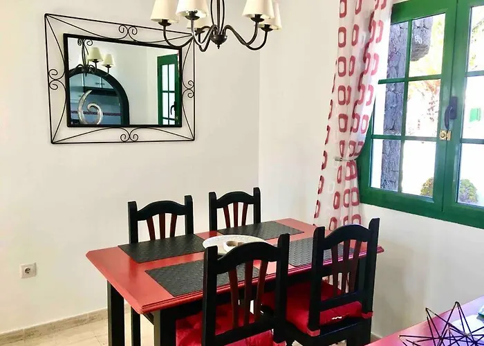 Casa Kazbar, Lovely 1 Bed & Communal Pool 플라야블랑카